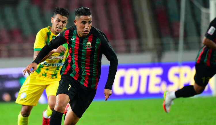  الجيش الملكي يهزم شبيبة القبائل الجزائري ويعتلي وصافة مجموعته في دوري أبطال إفريقيا 