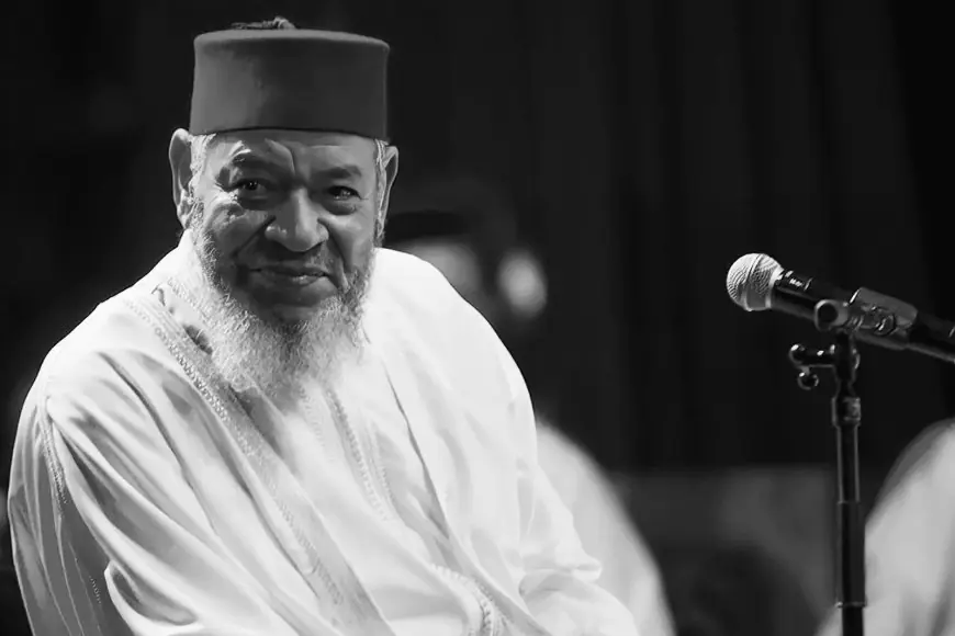 وفاة هرم الأغنية المغربية عبد الهادي بلخياط عن 86 سنة بعد مسار فني حافل امتد لأزيد من ستة عقود