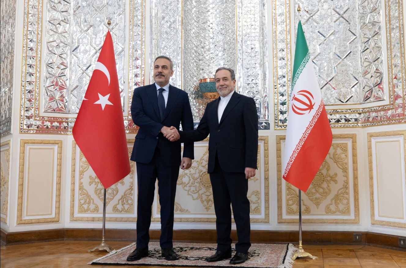  وزير الخارجية التركي: إيران مستعدة لإجراء محادثات حول برنامجها النووي 