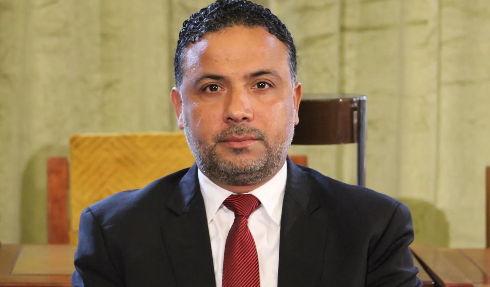  منظمة العفو الدولية: الجزائر سلمت المعارض سيف الدين مخلوف إلى تونس رغم كونه مسجلا لدى المفوضية السامية للاجئين.. وهو مهدد الآن بالتعرض للتعذيب 