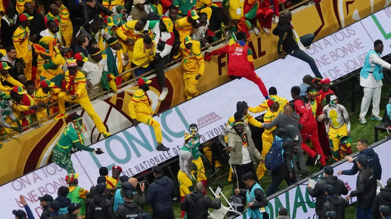  المديرية العامة للأمن الوطني تنفي وفاة أحد حراس ملعب "مولاي عبد الله" خلال نهائي "الكان" 