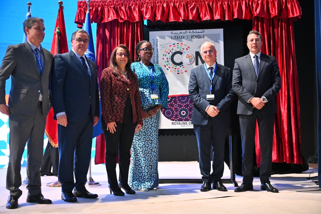 بريد المغرب يصدر طابعًا بريديًا تذكاريًا بمناسبة الدورة الثامنة والخمسين للجنة الاقتصادية لإفريقيا التابعة للأمم المتحدة