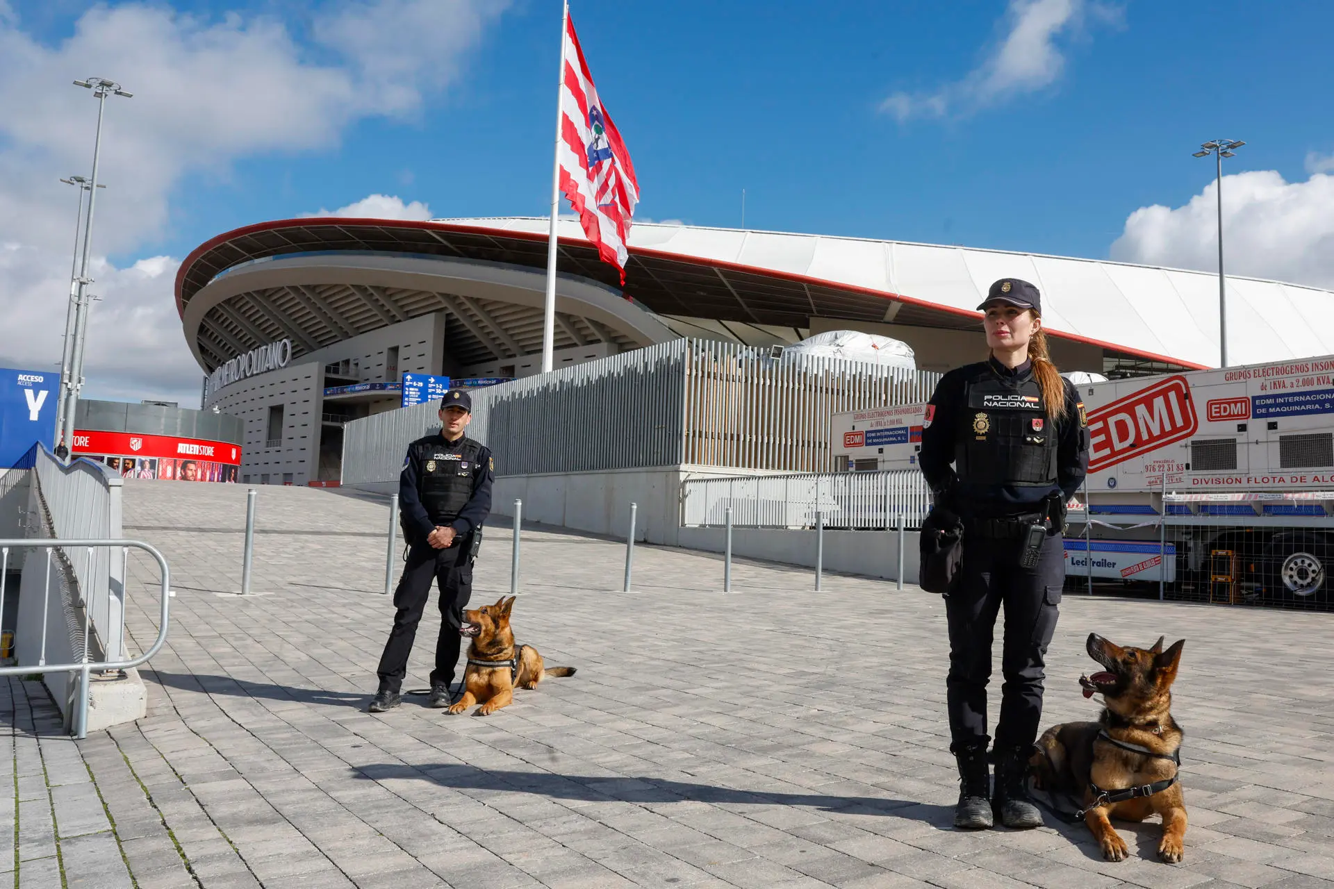 السلطات الإسبانية تنشر نحو ألف عنصر أمني لتأمين مباراة المغرب والإكوادور في مدريد