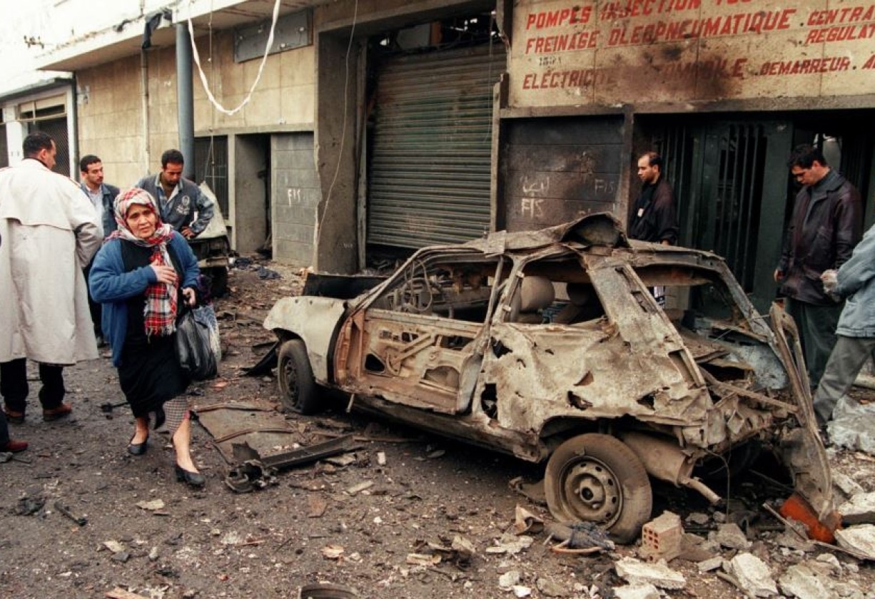 وثائق من الأرشيف البريطاني.. حين كانت الجزائر تحذر الأوروبيين من إيران وتعتبرها مسؤولة عن تسليح الجماعات الإسلامية خلال العشرية السوداء