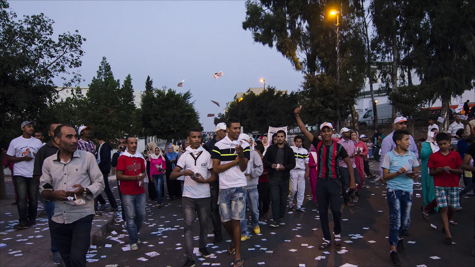 الحكومة تصادق على شروط الدعم المالي للشباب دون الـ35 المرشحين في الانتخابات