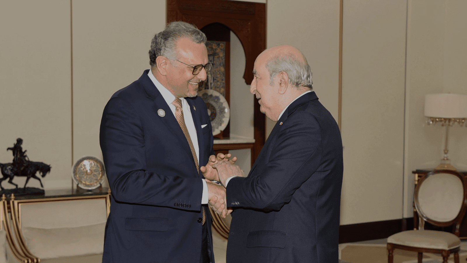 صمت جزائري يقابل تحركات المغرب لطي ملف الصحراء.. واشنطن تُفرمل أي خيار خارج الحكم الذاتي في ظل المفاوضات المتواصلة