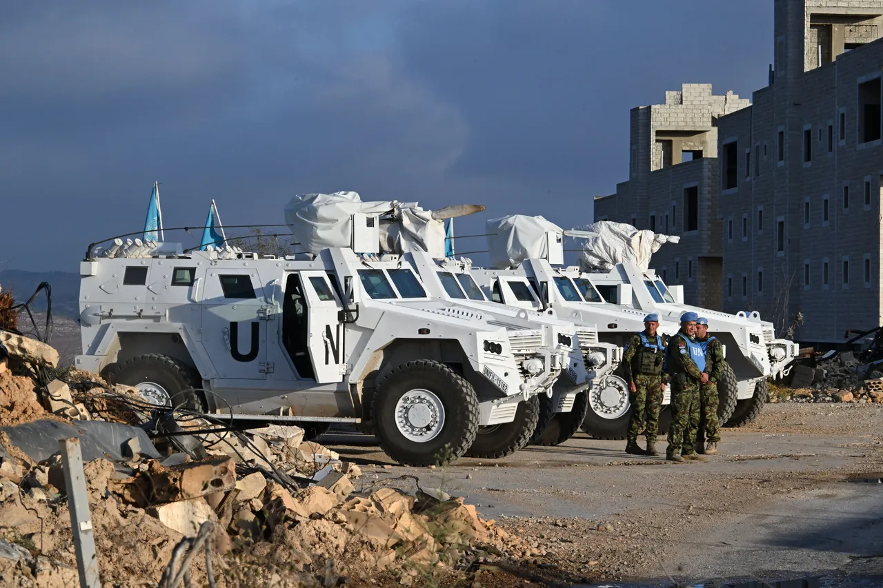 قوات الأمم المتحدة في لبنان تلوح باللجوء إلى السلاح ضد إسرائيل وحزب الله