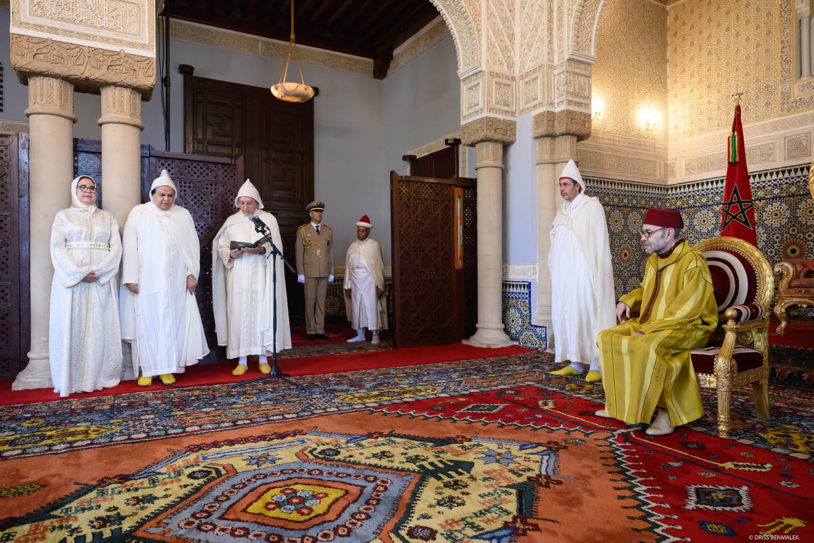 الملك محمد السادس يستقبل الأعضاء الجدد بالمجلس الأعلى للسلطة القضائية والمحكمة الدستورية ويُعين رئيسيهما