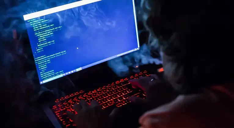 قراصنة يستهدفون شبكة حكومة برلين وينشرون نحو 5.8 تيرابايت من البيانات المسروقة